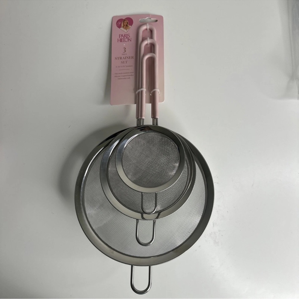 Paris Hilton Pink and Silver Strainer Set